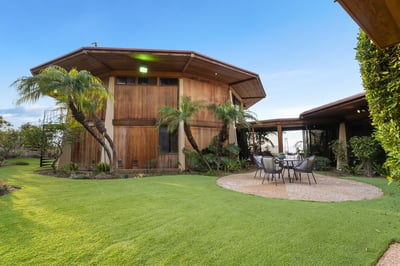 Luxury Villa Photo #21