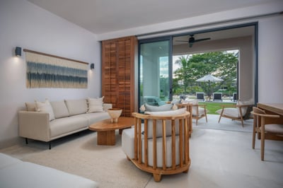 Luxury Villa Photo #24