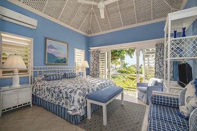 Luxury Villa Photo #19