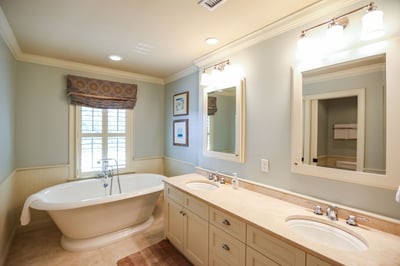 Luxury Villa Photo #17