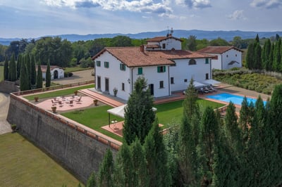 Luxury Villa Photo #5