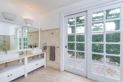 Luxury Villa Photo #42