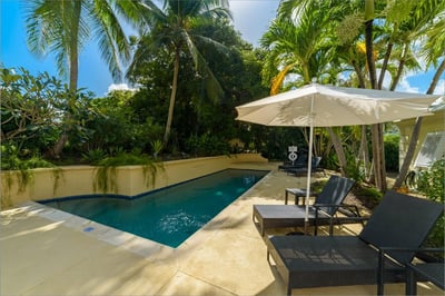 Luxury Villa Photo #2