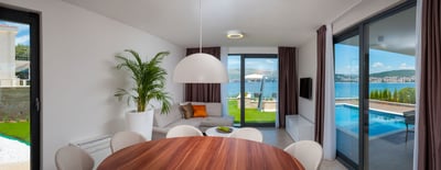 Luxury Villa Photo #8