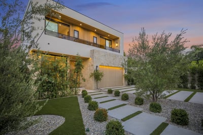 Luxury Villa Photo #4