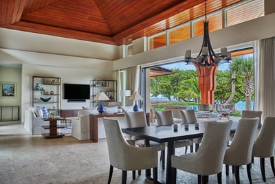 Luxury Villa Photo #7