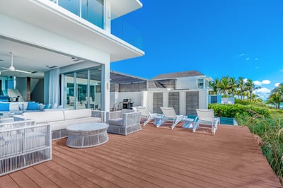 Luxury Villa Photo #8