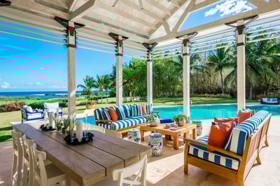 Luxury Villa Photo #11