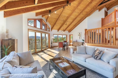 Luxury Villa Photo #37