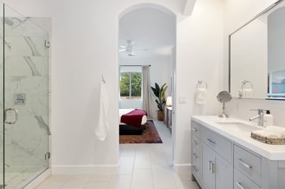 Gobi en suite bathroom