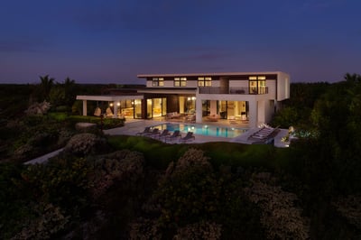 Luxury Villa Photo #11
