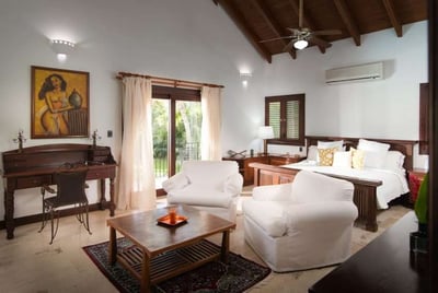 Luxury Villa Photo #19
