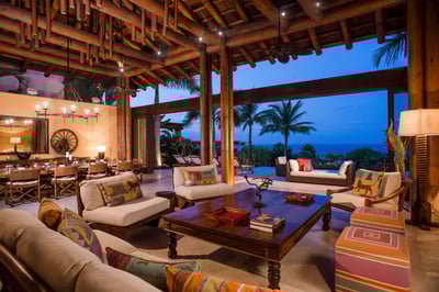 Luxury Villa Photo #11