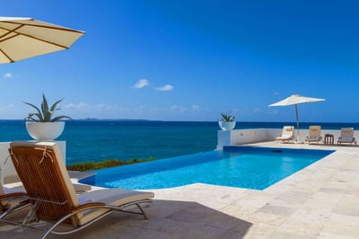 Luxury Villa Photo #3