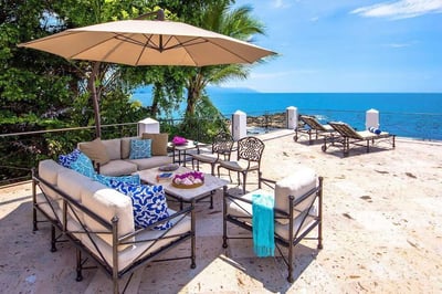 Luxury Villa Photo #6