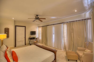 Luxury Villa Photo #85