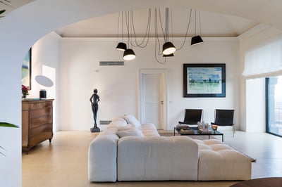 Luxury Villa Photo #24
