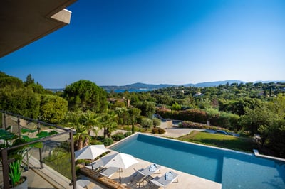 Luxury Villa Photo #7