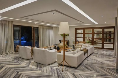 Luxury Villa Photo #31