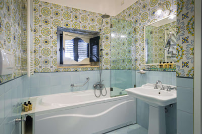 Luxury Villa Photo #49