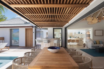 Kitchen & Dining Area
