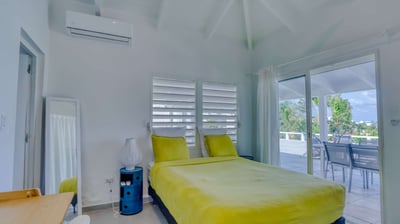 Luxury Villa Photo #35