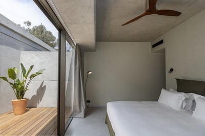 Luxury Villa Photo #11