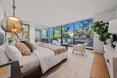 Luxury Villa Photo #42