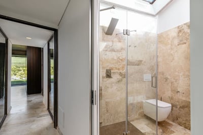 Luxury Villa Photo #25