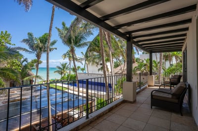 Luxury Villa Photo #43