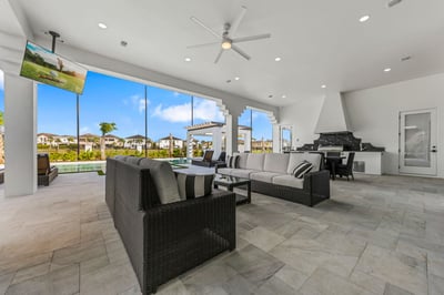 Luxury Villa Photo #9