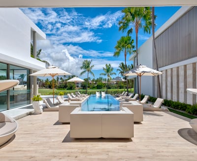 Luxury Villa Photo #7