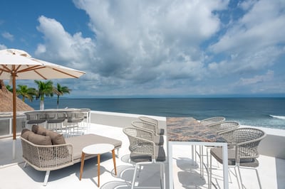 Luxury Villa Photo #12
