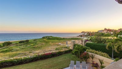 Luxury Villa Photo #10
