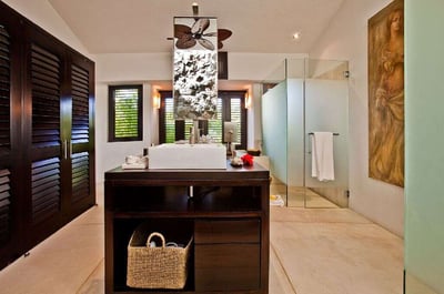 Luxury Villa Photo #20