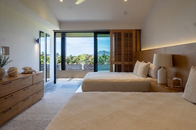 Luxury Villa Photo #55