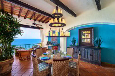 Luxury Villa Photo #13