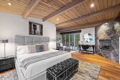 Luxury Villa Photo #27