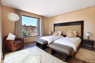 Luxury Villa Photo #12