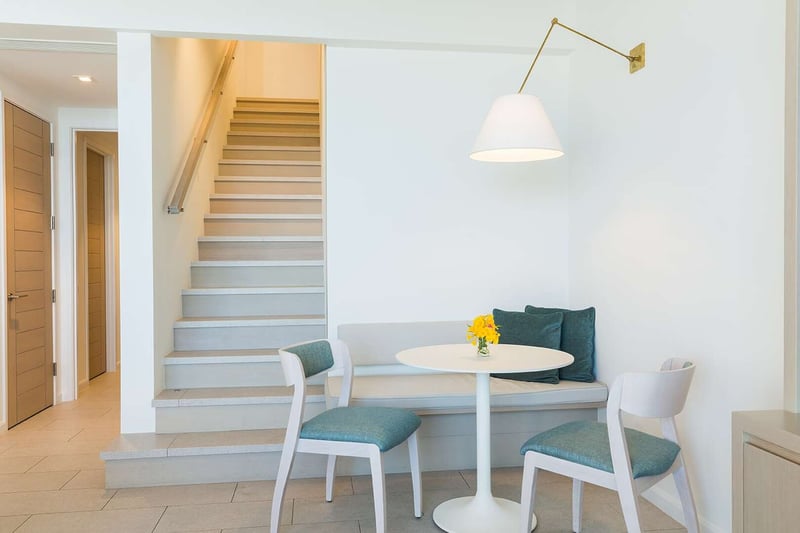 Oceanfront 1 BDM Suite