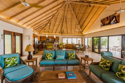 Luxury Villa Photo #8