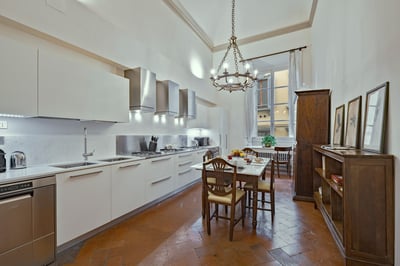 Luxury Villa Photo #6