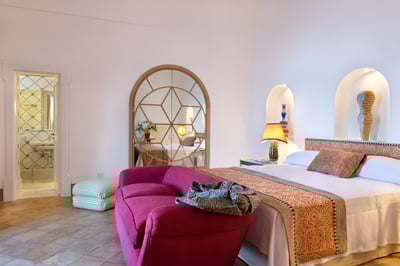 Luxury Villa Photo #20