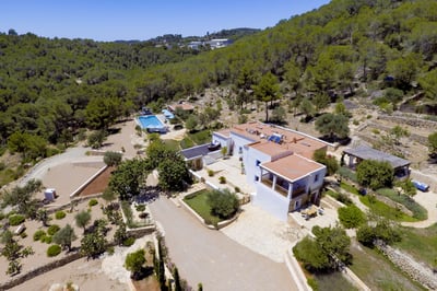 Luxury Villa Photo #8