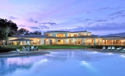 Luxury Villa Photo #3