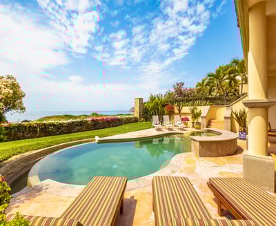 Luxury Villa Photo #9