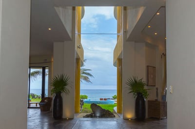 Luxury Villa Photo #13
