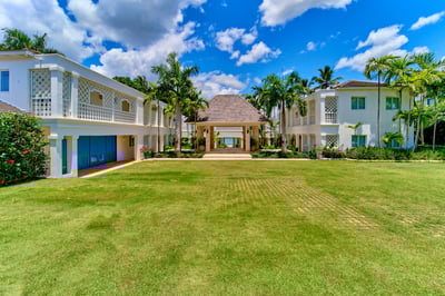 Luxury Villa Photo #45