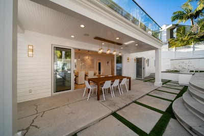 Luxury Villa Photo #12