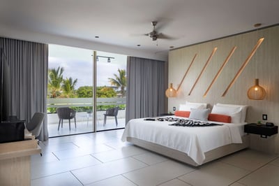 Luxury Villa Photo #35